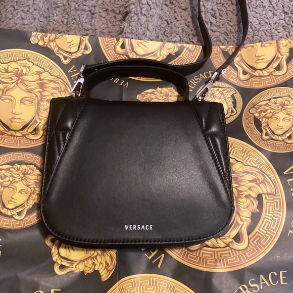 Versace bag - Picture 3 of 9